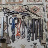 ابزار چ ا ق و|کلکسیون اشیاء عتیقه|کازرون, |دیوار