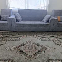 مبل خوب فقط یه مشکل کوچیک داره