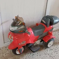 موتور شارژی کودک کاملا سالم|اسباببازی بچه|فیروزکوه, |دیوار