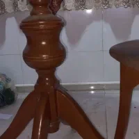 میزگرد وصندلی