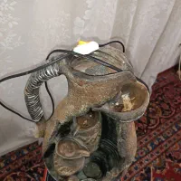 آبنما و گلدان پتینه