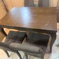 میز نهارخوری و صندلی