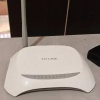 مودم وای فای بسیار تمیز و کم کارکرد