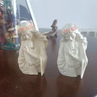مجسمه سنگی مادروکودک سارا