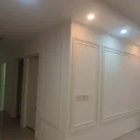 قاب بندی دیوار با نقاشی و کاغذ