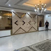 دکوراسیون داخلی تختخواب دکوراتیو آینه دیوار پوش