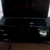 یک دست مبل راحتی ۷نفره زیر تلوزیون جلو مبلی|مبلمان خانگی و میز عسلی|تالش, هشتپر|دیوار