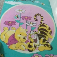 فرش اتاق کودک ورق بزنید