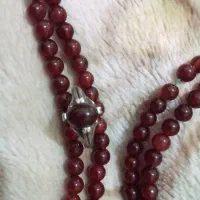 سلام خدمت دوستان یک عددتسبیح عقیق یمن خیلی قدیمی