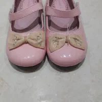 تعدادی کفش بچه گانه