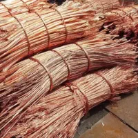 ضایعات فلزات رنگی و آهن به بالاترین قیمت|عمدهفروشی|هشتگرد, شهرک اداری|دیوار