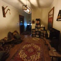 آپارتمان بازسازی شده حیاط دار