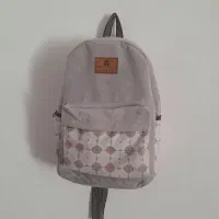 کیف مدرسه وپالتوشال رو سری