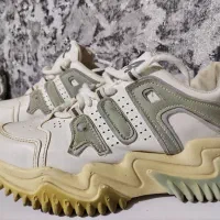 کتونی زنانه|کیف، کفش، کمربند|اشتهارد, |دیوار