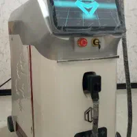 لیزر ۴طول موج هندپیس مانیتور داردر حد آک