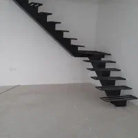 پله فلزی مدرن عظیمی