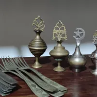 ۴ سرمه دان و یک دست قاشق چنگال قدیمی آنتیک
