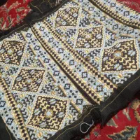 زی استین دست‌دوز نخی آبی