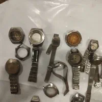 تعدادی ساعت مچی قدیمی