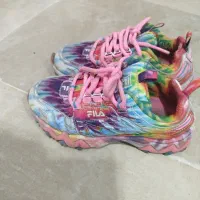 کتونی اورجینال فیلا سایز 30   یک میلیون و ششصد