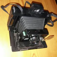 دوربین عطیقه امریکایی polaroid