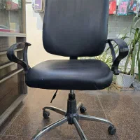 صندلی اداری چرخ دار
