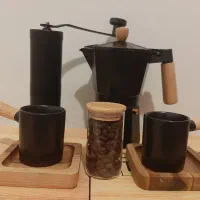 پک موکاپات و آسیاب دستی قهوه|قوری، کتری، قهوه‌ساز دستی|تهران, سردارجنگل|دیوار