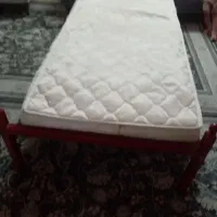 تخت خواب فلزی