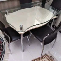 میز و صندلی