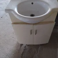 روشویی با کابین ضد اب