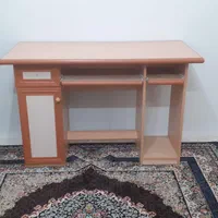 میز کامپیوتر۱۰۰۰۰۰۰ت|میز تحریر و کامپیوتر|گلپایگان, |دیوار
