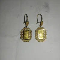 گوشوار و گلوبند و سوزن کتیبه ای|جواهرات|یاسوج, |دیوار