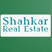 ویلایی۳طبقه بر باغ دریاچه