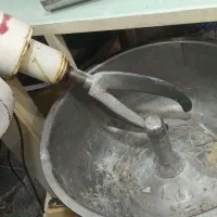 دستگاه خمیرگیر نانوایی شصت لیتری