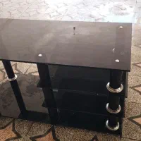 میز تلویزیون شیشه ای