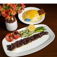 نیروی کار تهیه غذا|استخدام خدمات فروشگاه و رستوران|تهران, ولنجک|دیوار