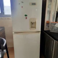 یک یخچال فریزر دو دره بدون برفک|یخچال و فریزر|پارس‌آباد, |دیوار