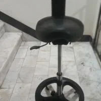 صندلی چرخان جک دار