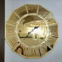 ساعت ونیزی اینه ای