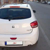 تیبا ۲ مدل ۹۶|خودرو سواری و وانت|شاهینشهر, خانه کارگر|دیوار