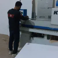 شاگرد کابینت سازی