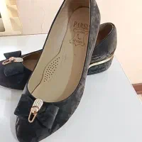 فروش کفش و لباس