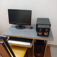 مبل ۹نفره تمیز و محکم با میز کامپیوتر|مبلمان خانگی و میز عسلی|مرودشت, فرهنگ|دیوار