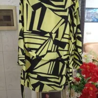 شومیز دخترانه سایز 2و3نوی نو 450هزارتومان