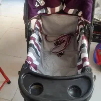 کالسکه رنگ بنفش