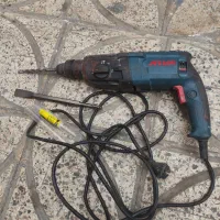 هیلتی.ودریل.