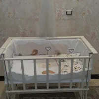 تخت کنار مادر برند ژیک|تخت و صندلی بچه|نهاوند, |دیوار