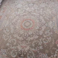 دو تخته فرش یکی۱۲ متری و یکی۹متری که جفت هستن.
