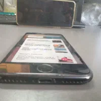 اپل iPhone 7 با حافظهٔ ۳۲ گیگابایت