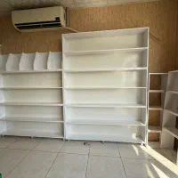 ۵ عدد قفسه کتاب و ویترین سفید (سالم و خوش‌بار)